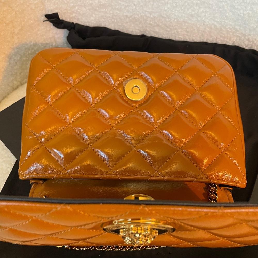 Versace brand new La Medusa two way bag - Picture 5 of 7